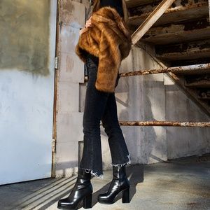 X SOLD X Golden faux fur jacket with pockets!